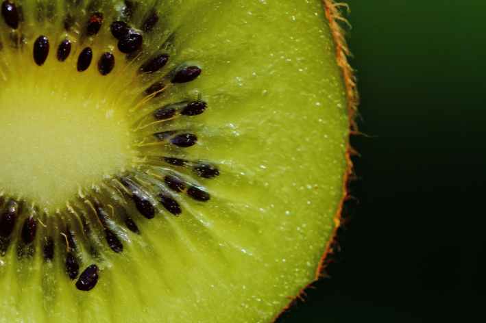 Buy Kiwi Seeds Online - Fresh and Exotic